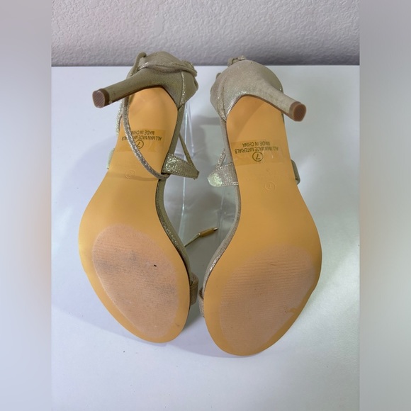 NWT Lulus Aimee Champagne Gold Metallic Lace Up Strappy Heeled Sandals 7 - Picture 10 of 10